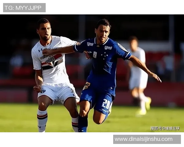 足球明星波士顿的传奇之路与全球足坛的影响力探讨