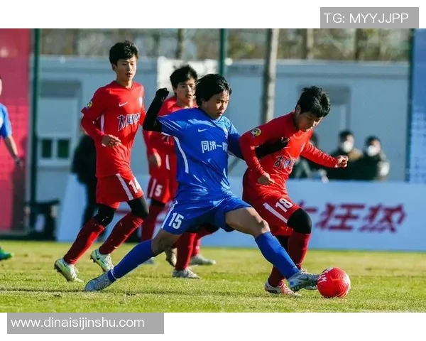 上海足球队的蜕变与未来发展路径深度解析 上海足球队的蜕变与未来发展路径深度解析