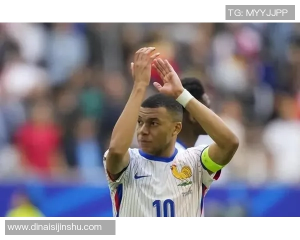 追忆绿茵传奇那些曾闪耀的足球明星与他们的辉煌岁月 追忆绿茵传奇那些曾闪耀的足球明星与他们的辉煌岁月