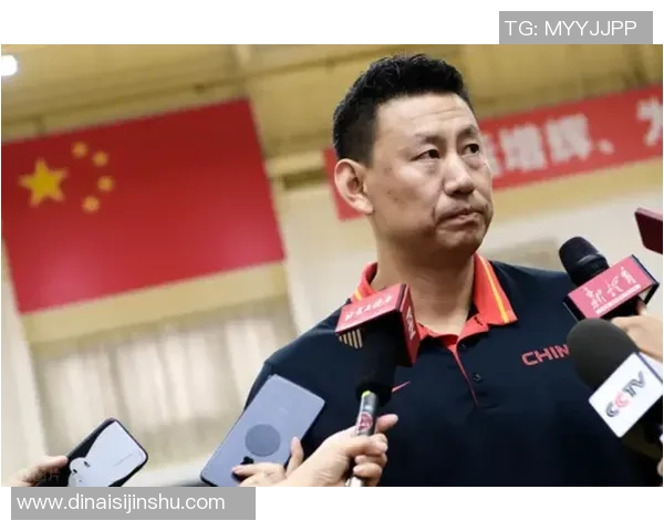 南京篮球队在世界杯预选赛中以75分稳居积分榜首位，展现强劲实力